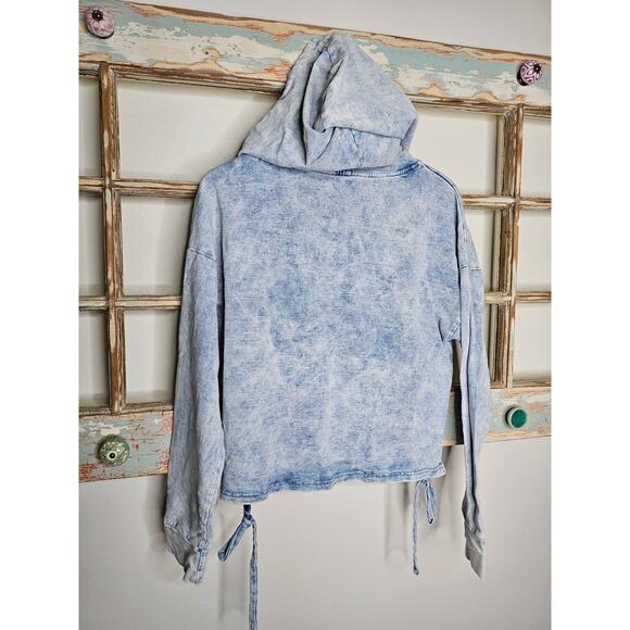 Blank NYC Acid Wash Retro Vibe Hooded Drawstring Sweatshirt Size Medium - Picture 8 of 9